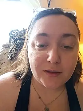 pinkcheetah12 online show from 02-11-26, 05:40