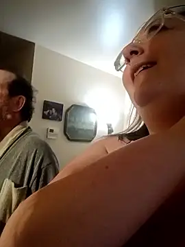 pinkcheetah12 online show from 02-17-26, 03:08