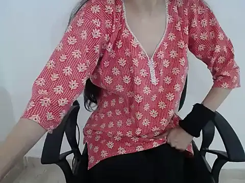 Farhana beautyfull online show from 02-27-26, 04:56