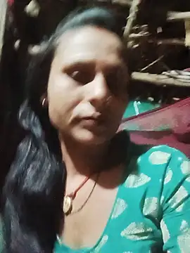Snapshot of Cuty_priti chatting on 05-23-26, 08:35 Cuty priti online show from 05-23-26, 08:35