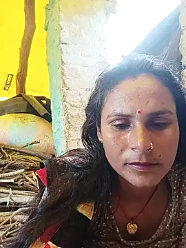 Snapshot of Cuty_priti chatting on 08-08-26, 07:54 Cuty priti online show from 08-08-26, 07:54