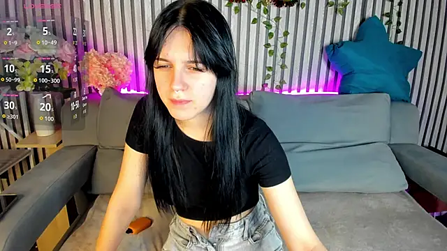 Lilith Wholsh online show from 01-13-26, 09:14