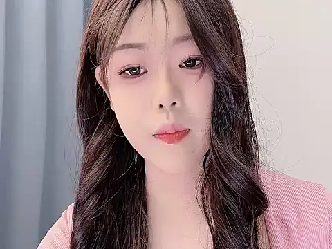 Snapshot of smalldaisy chatting on 01-15-26, 01:54 smalldaisy online show from 01-15-26, 01:54