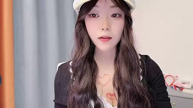 smalldaisy online show from 03-16-26, 05:44