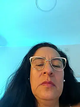 Snapshot of KiaraFoster chatting on 01-07-26, 02:08 KiaraFoster online show from 01-07-26, 02:08