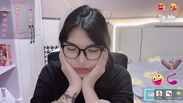 zhnmjx2025 online show from 04-19-26, 12:04