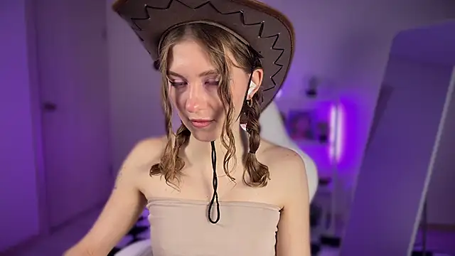 KellySunn online show from 04-04-26, 08:12