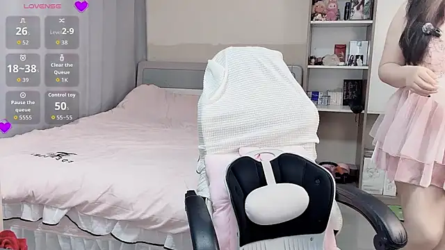 Ogravity  online show from 03-03-26, 02:34