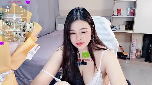Ogravity  online show from 05-14-26, 03:30