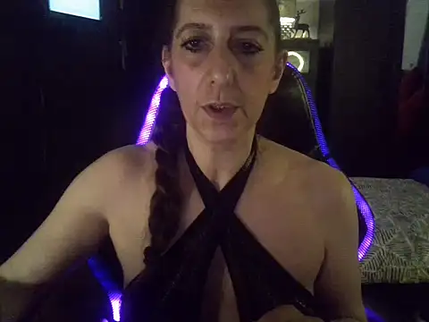 labelgecoquine online show from 11-04-25, 07:35