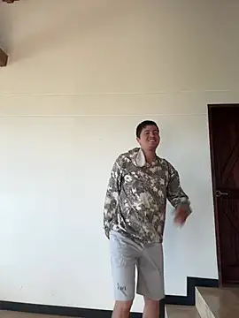 ericlee12 online show from 08-09-26, 04:34
