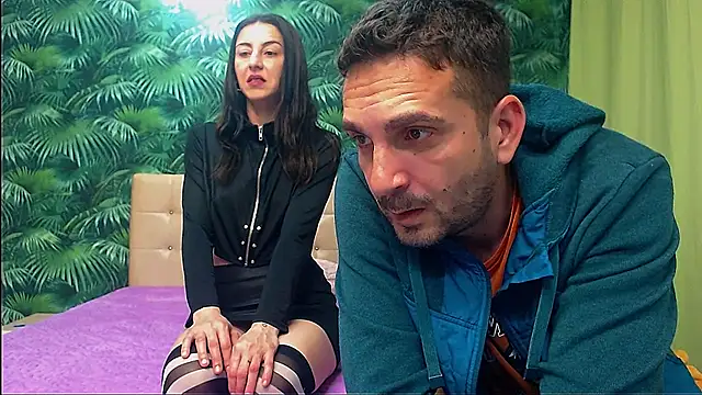 Stella John online show from 11-18-25, 05:45