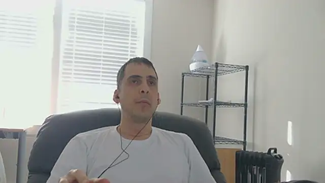 Snapshot of SissyJosh chatting on 02-01-26, 04:16 SissyJosh online show from 02-01-26, 04:16