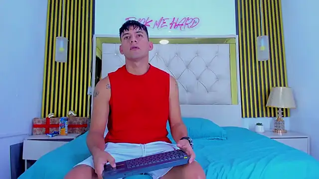 Sweet kevin1 online show from 01-13-26, 06:08