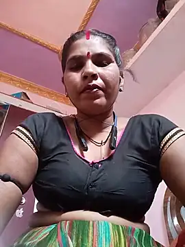 Snapshot of Rakhi_cut chatting on 05-25-26, 04:51 Rakhi cut online show from 05-25-26, 04:51