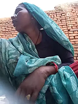Snapshot of Rakhi_cut chatting on 06-06-26, 12:38 Rakhi cut online show from 06-06-26, 12:38