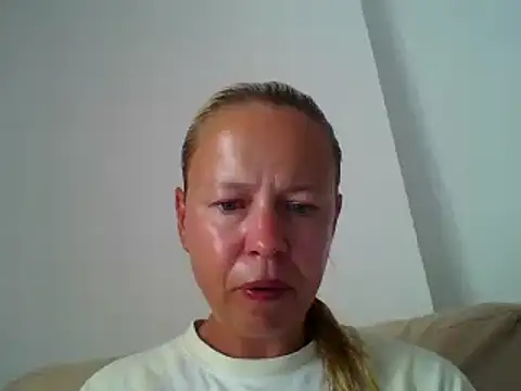 jennyblondeuk online show from 06-06-26, 02:44