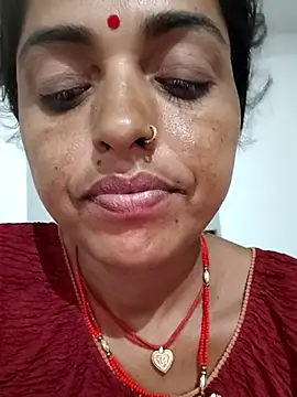 Snapshot of Mahima_rani34 chatting on 07-16-26, 11:33 Mahima rani34 online show from 07-16-26, 11:33