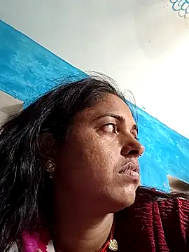 Snapshot of Mahima_rani34 chatting on 08-07-26, 08:49 Mahima rani34 online show from 08-07-26, 08:49