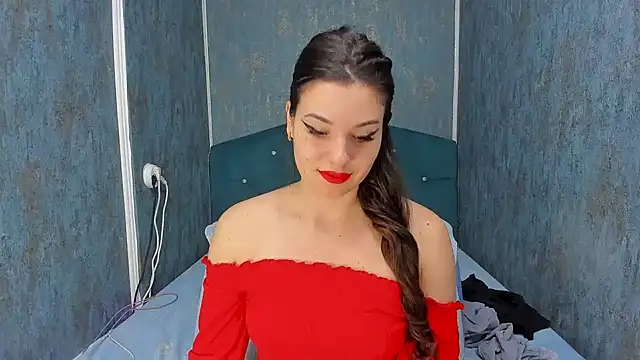 RedAssHottie online show from 02-22-26, 04:13