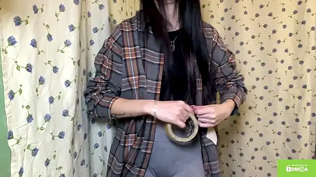 Snapshot of EstherKiester chatting on 01-10-26, 09:16 EstherKiester online show from 01-10-26, 09:16