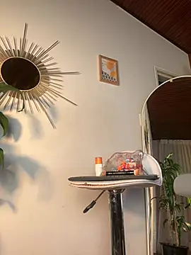  zoe bakerr online show from 06-26-26, 11:31
