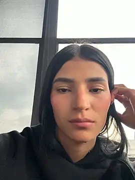 Snapshot of Ema_Rose_ chatting on 01-08-26, 10:12 Ema Rose online show from 01-08-26, 10:12