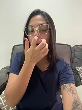 Snapshot of jujuarantes__2026 chatting on 03-06-26, 02:13 jujuarantes 2026 online show from 03-06-26, 02:13