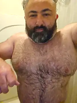 Snapshot of MacGuyver20 chatting on 02-19-26, 03:46 MacGuyver20 online show from 02-19-26, 03:46