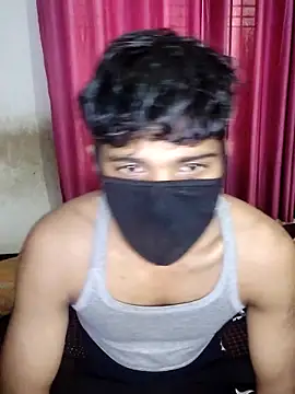 Snapshot of xrealcam699 chatting on 02-20-26, 10:05 xrealcam699 online show from 02-20-26, 10:05