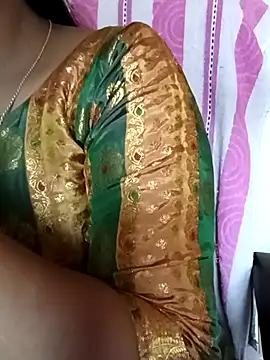 Deshi bhabhi143 online show from 07-10-26, 07:12