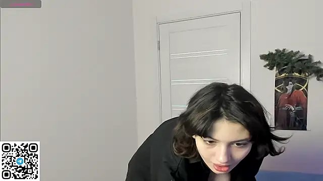 Snapshot of NikaKay chatting on 02-10-26, 09:02 NikaKay online show from 02-10-26, 09:02