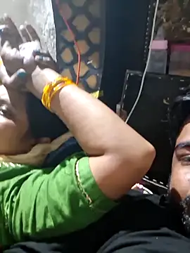 Radhacpl9528 online show from 03-06-26, 11:50