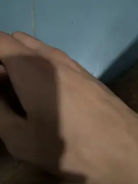 Grossebite2905 online show from 04-19-26, 01:27