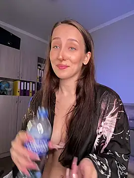 LuxBrunette  online show from 06-29-26, 06:19