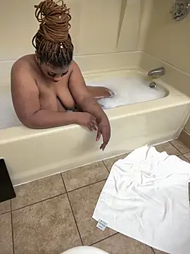 Ghoulsnooze 19 online show from 04-19-26, 10:34