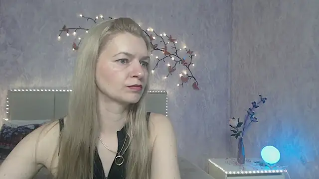 MelissaTyler online show from 03-04-26, 12:00