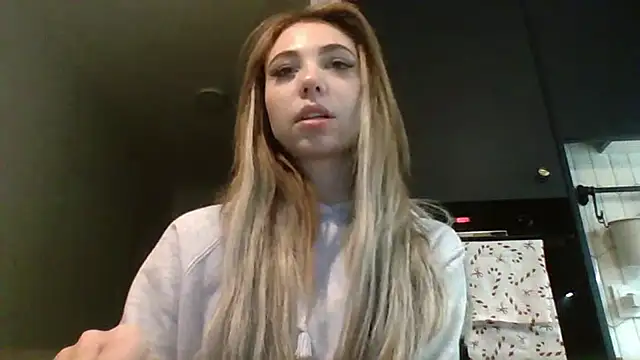 TeenLily online show from 12-22-25, 06:05