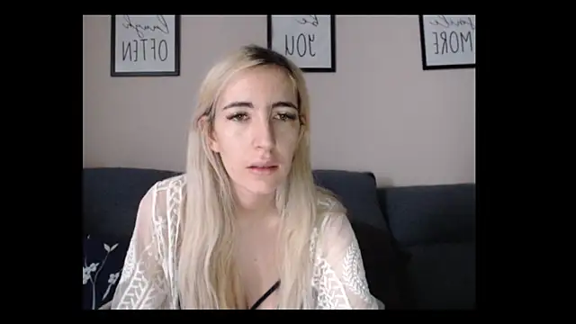 BarbieBlondieGirl online show from 06-14-26, 03:14