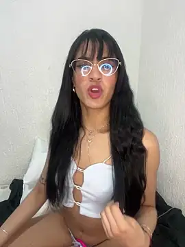 ValentinaEvanz online show from 04-18-26, 06:45