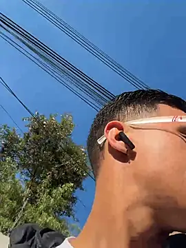 Latin Paisa Boy online show from 02-26-26, 12:37