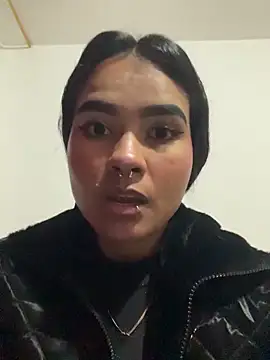 Chloe cortes online show from 05-24-26, 02:38