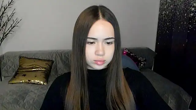 Snapshot of heiley_love chatting on 01-11-26, 06:02 heiley love online show from 01-11-26, 06:02