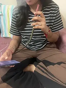 Snapshot of geetanjali_singh chatting on 05-01-26, 04:11 geetanjali singh online show from 05-01-26, 04:11
