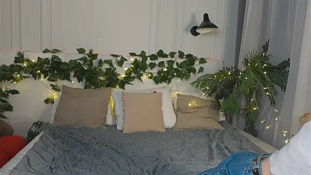 Zoe  Page online show from 01-17-26, 02:11