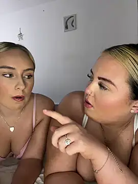 KatieCeexx online show from 01-10-26, 09:16