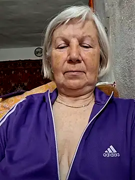 Snapshot of KlaudiaDarling chatting on 04-24-26, 06:10 KlaudiaDarling online show from 04-24-26, 06:10