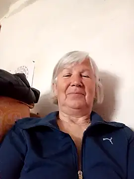 Snapshot of KlaudiaDarling chatting on 05-06-26, 10:31 KlaudiaDarling online show from 05-06-26, 10:31