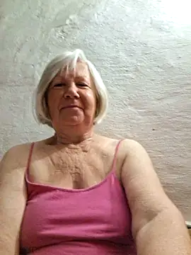 Snapshot of KlaudiaDarling chatting on 06-01-26, 01:18 KlaudiaDarling online show from 06-01-26, 01:18