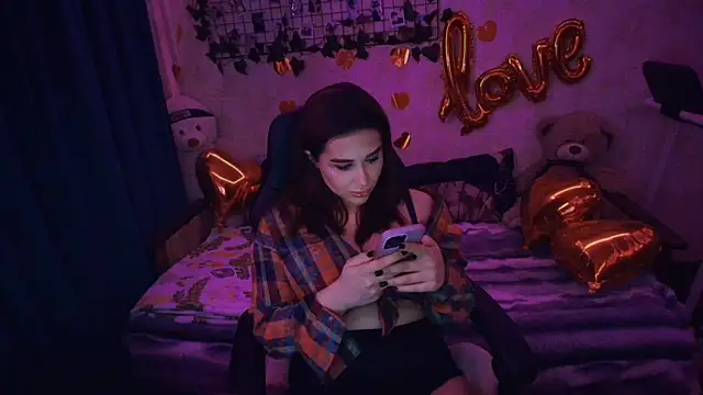 AlisiaRose online show from 03-28-26, 08:30